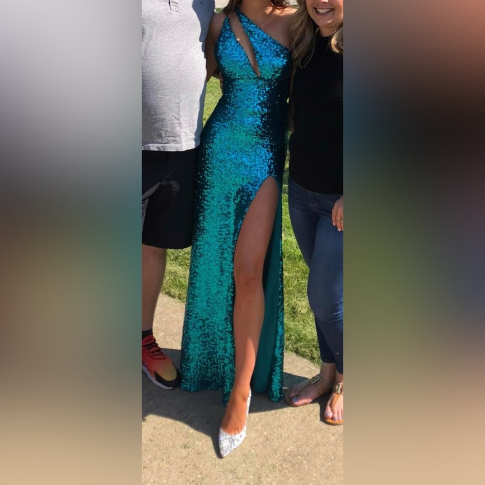 Prom dress
